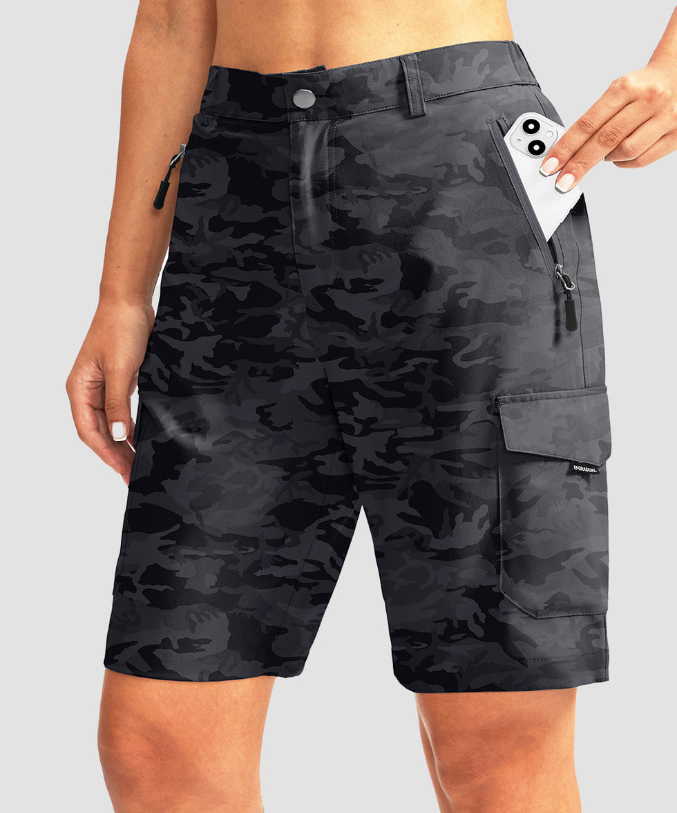 cargo bermuda short 10" in gray camo - pocket detail view