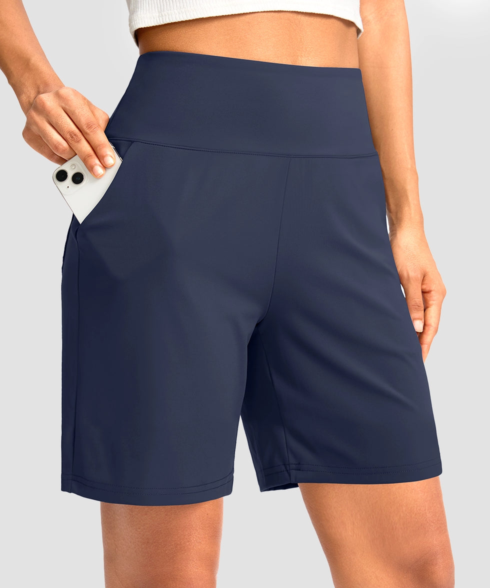 elastic waist bermuda shorts 7" in navy - pocket detail view