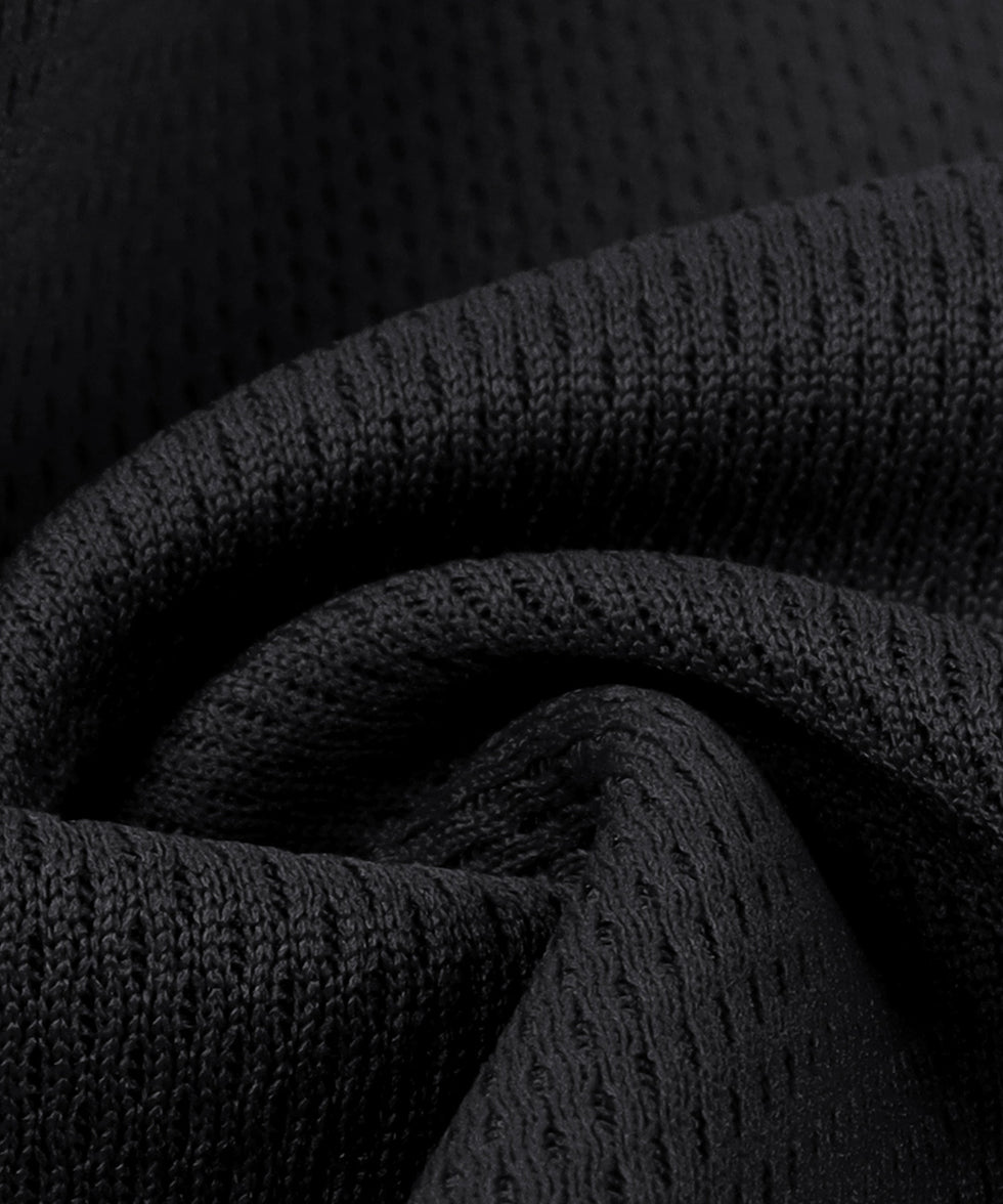 men's lightweight with zipper pockets short 11'' in black - fabric detail view