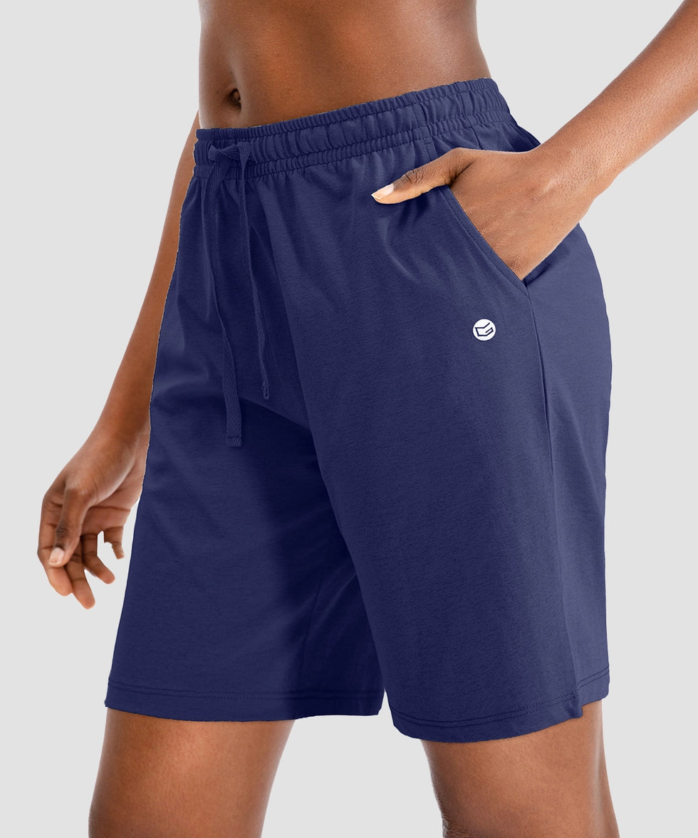 women's drawstring with pockets shorts 9'' in navy - pocket details view