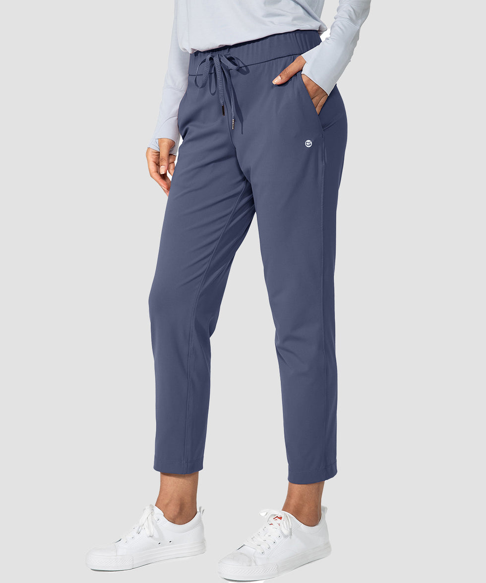 women's straight-leg pant 7/8 length in dusty blue - pocket details view