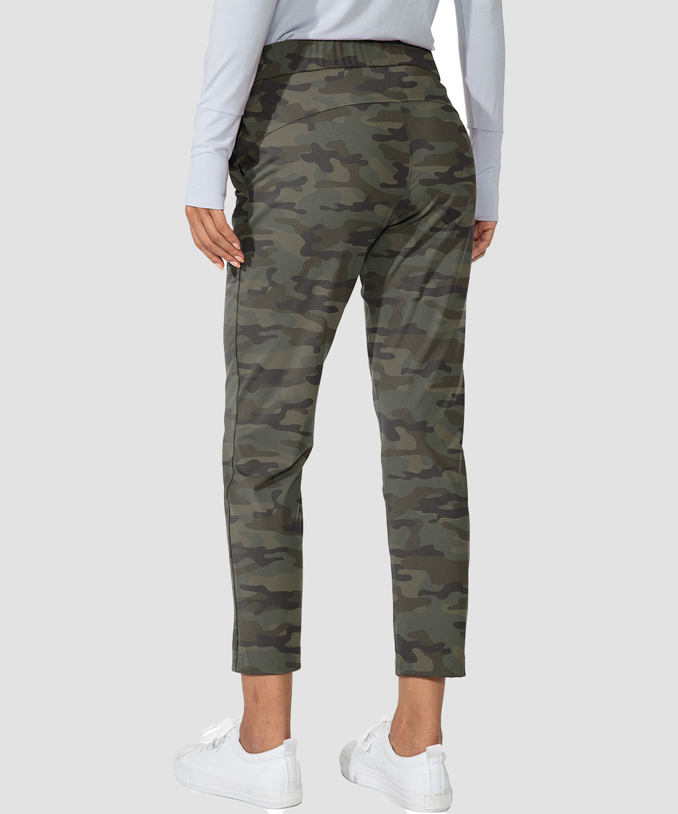 women's straight-leg pant 7/8 length in green camo - back view