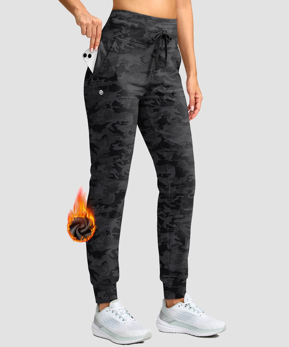 women's ultra high rise fleece-lined joggers in gray camo - pocket details view