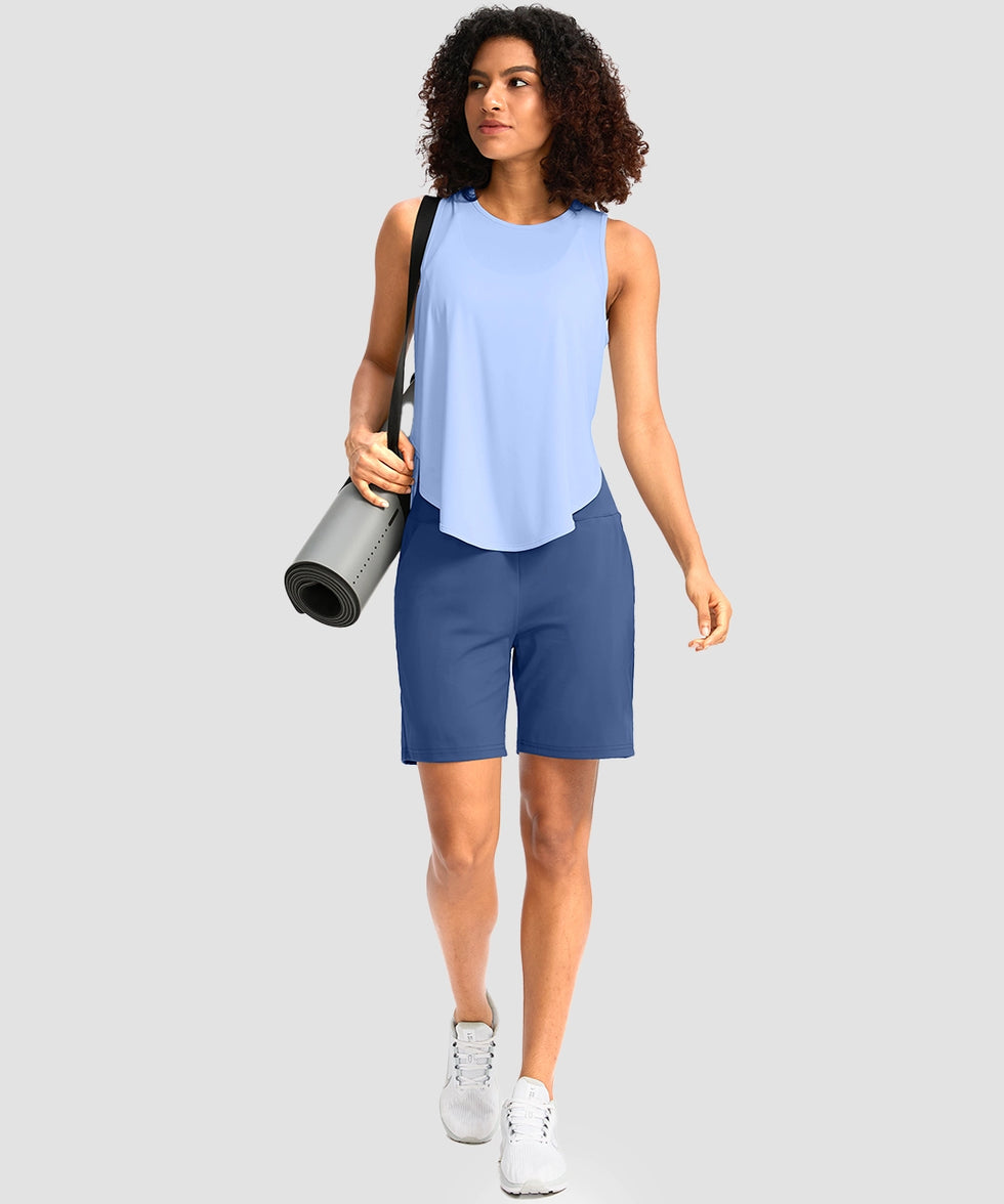 elastic waist bermuda shorts 7" in blue - on model view