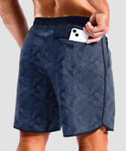 men's compression liner 4 pockets board short 7'' in navy leaf - back view