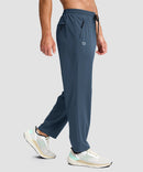 men's lightweight 3-pocket sweatpants in dark blue - side view