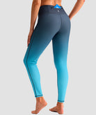 women's UV protection zipper pocket lined leggings in gradient gray cyan - zipper pocket detail