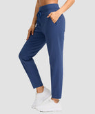 women's mid-rise fleece straight pants 27.5''/29'' in dusty blue - pocket detail view