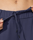 women's straight-leg pant 7/8 length in navy - waist detail view